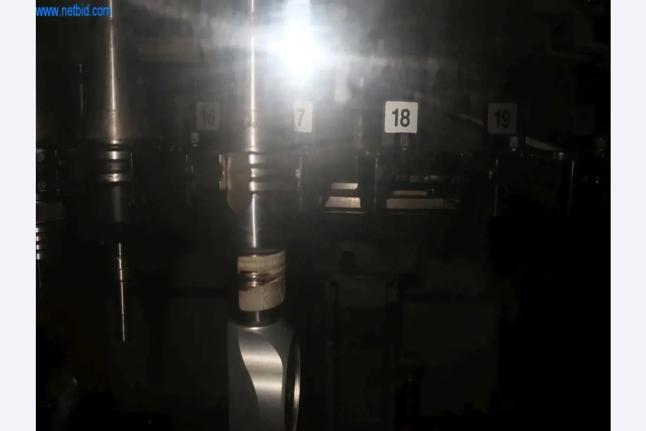 Druckgussanlagen (Al/Mg) 480 – 1.050 t,
Mechanische Bearbeitung, Werkzeugbau
-3