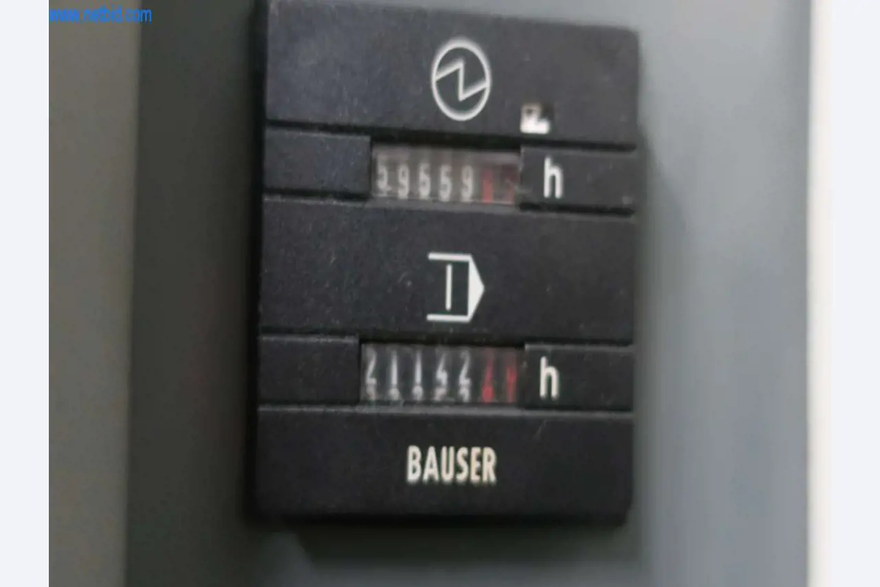 Druckgussanlagen (Al/Mg) 480 – 1.050 t,
Mechanische Bearbeitung, Werkzeugbau
-8