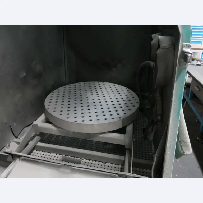 Druckgussanlagen (Al/Mg) 480 – 1.050 t,
Mechanische Bearbeitung, Werkzeugbau
-2