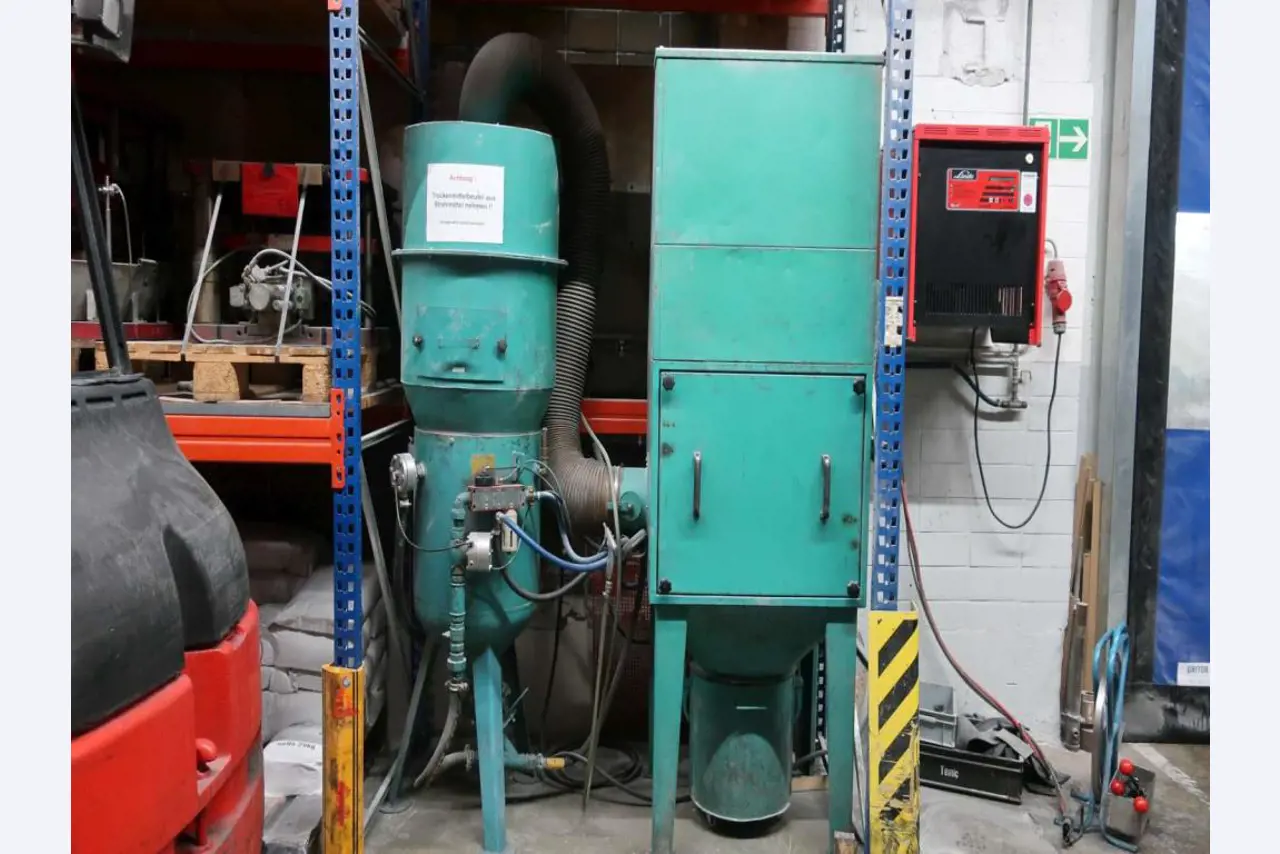 Druckgussanlagen (Al/Mg) 480 – 1.050 t,
Mechanische Bearbeitung, Werkzeugbau
-3