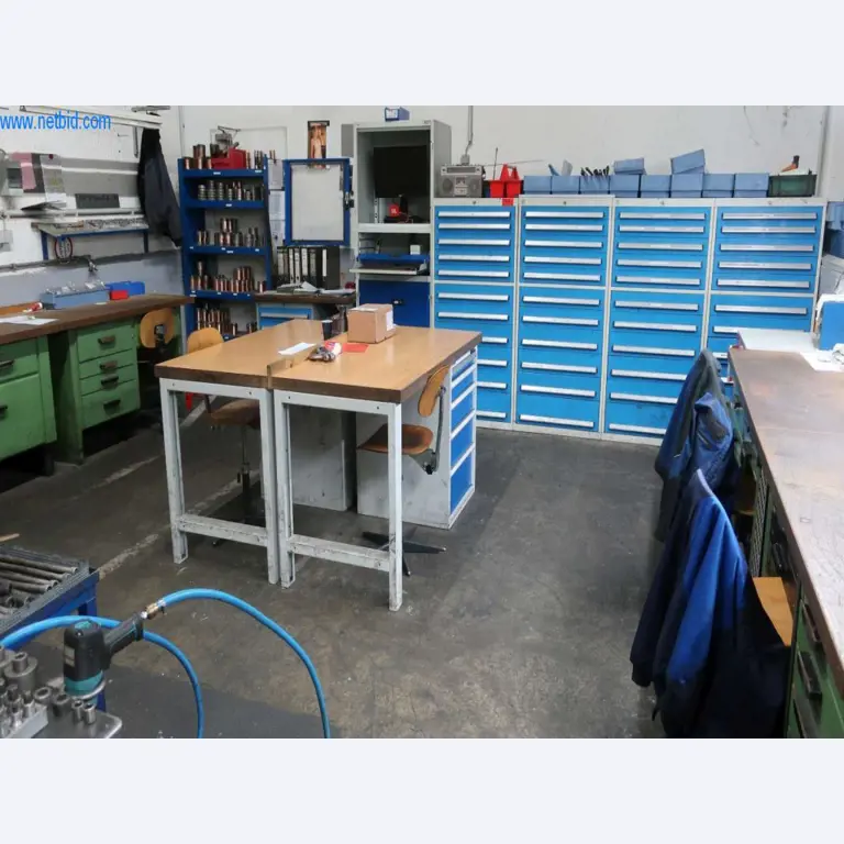 Druckgussanlagen (Al/Mg) 480 – 1.050 t,
Mechanische Bearbeitung, Werkzeugbau
-1