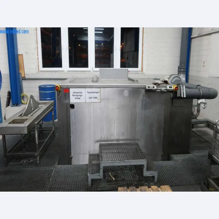 Installations de coulée sous pression (Al/Mg) 480 - 1.050 t,
Usinage mécanique, fabrication d'outils
-1