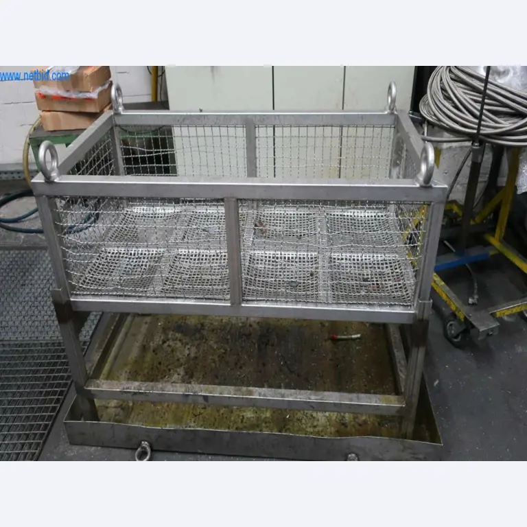 Installations de coulée sous pression (Al/Mg) 480 - 1.050 t,
Usinage mécanique, fabrication d'outils
-4