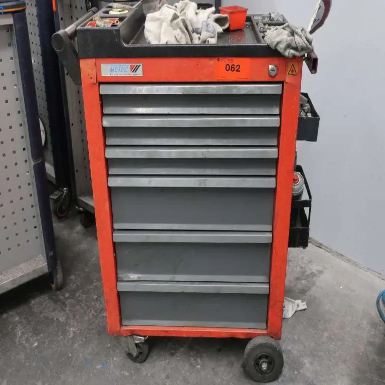 4 tool trolleys