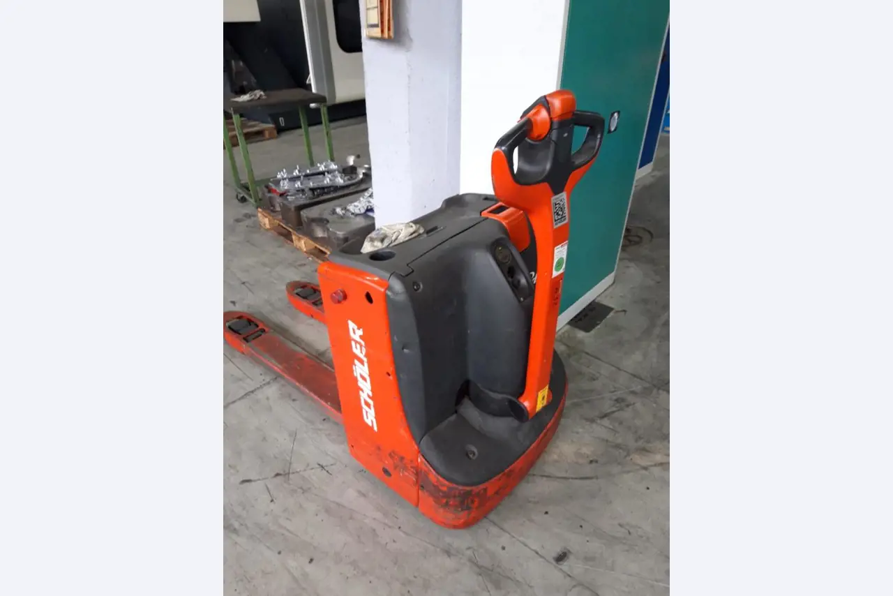 Druckgussanlagen (Al/Mg) 480 – 1.050 t,
Mechanische Bearbeitung, Werkzeugbau
-2