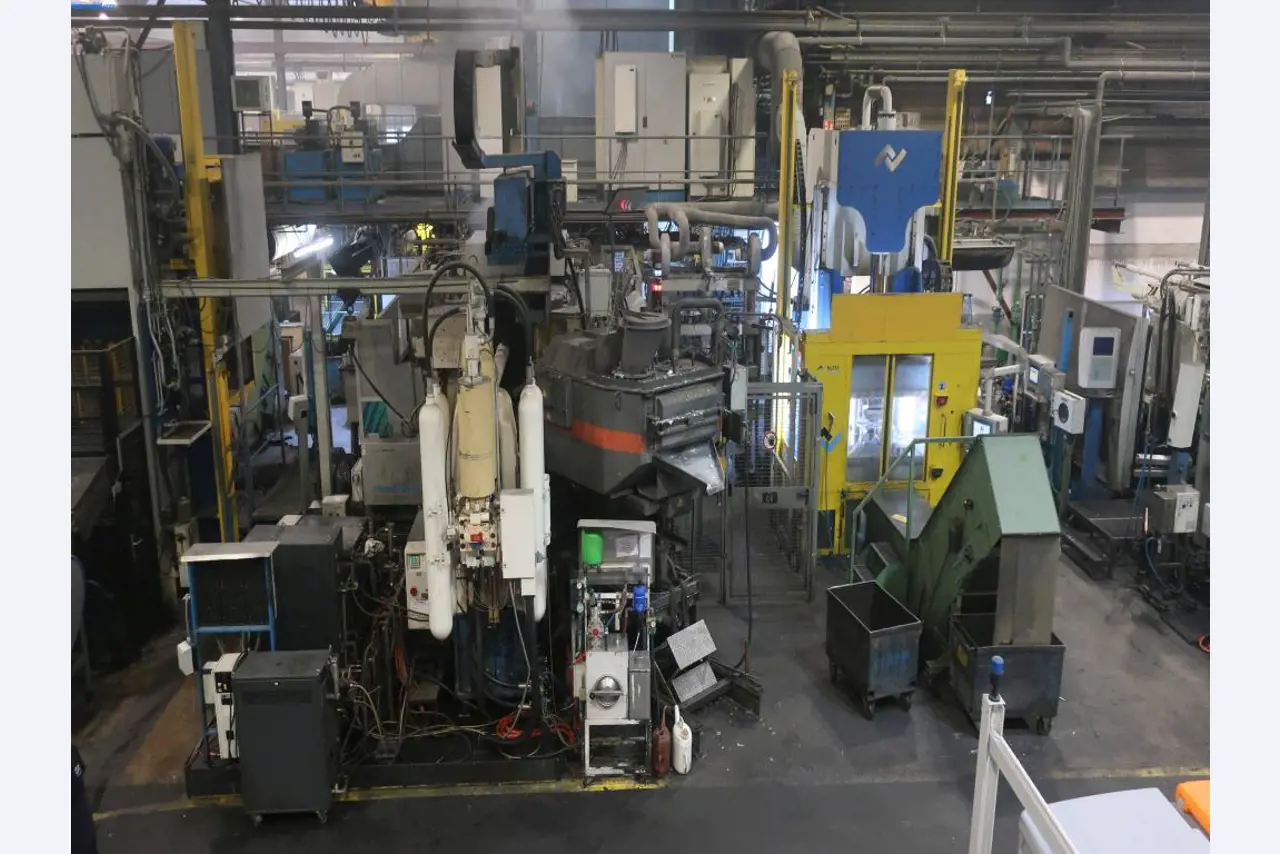 Druckgussanlagen (Al/Mg) 480 – 1.050 t,
Mechanische Bearbeitung, Werkzeugbau
-1