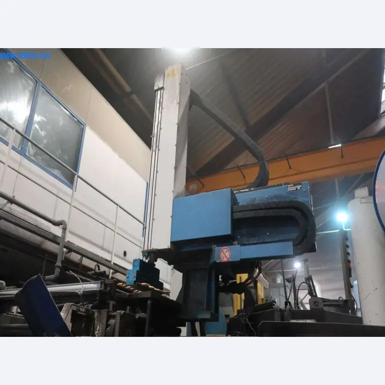 Druckgussanlagen (Al/Mg) 480 – 1.050 t,
Mechanische Bearbeitung, Werkzeugbau
-11