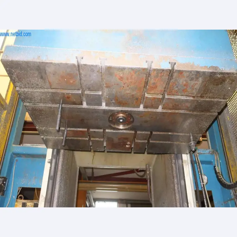 Druckgussanlagen (Al/Mg) 480 – 1.050 t,
Mechanische Bearbeitung, Werkzeugbau
-23