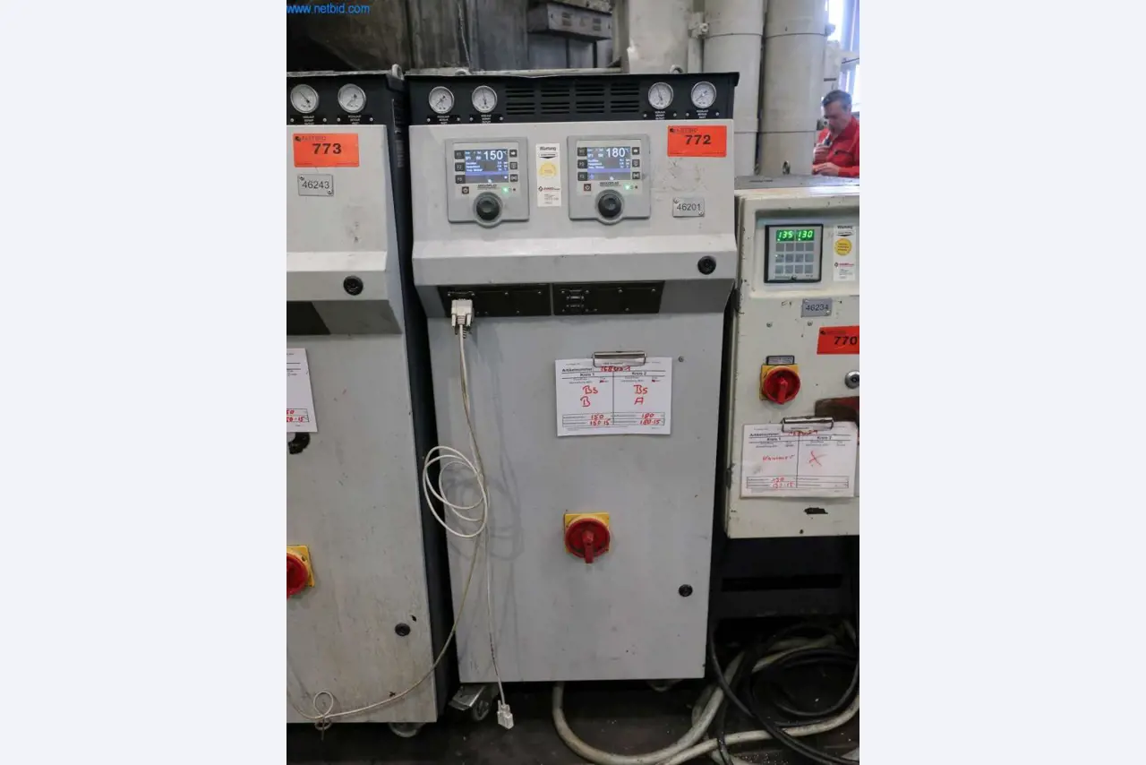 Sistemas de fundição injectada (Al/Mg) 480 - 1.050 toneladas,
Processamento mecânico, fabrico de ferramentas
-1