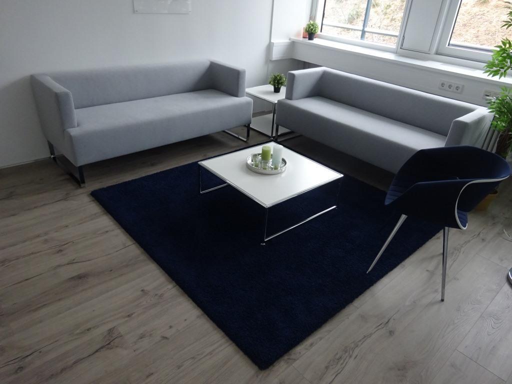 Hochwertige und sehr gepflegte Büroausstattung-1