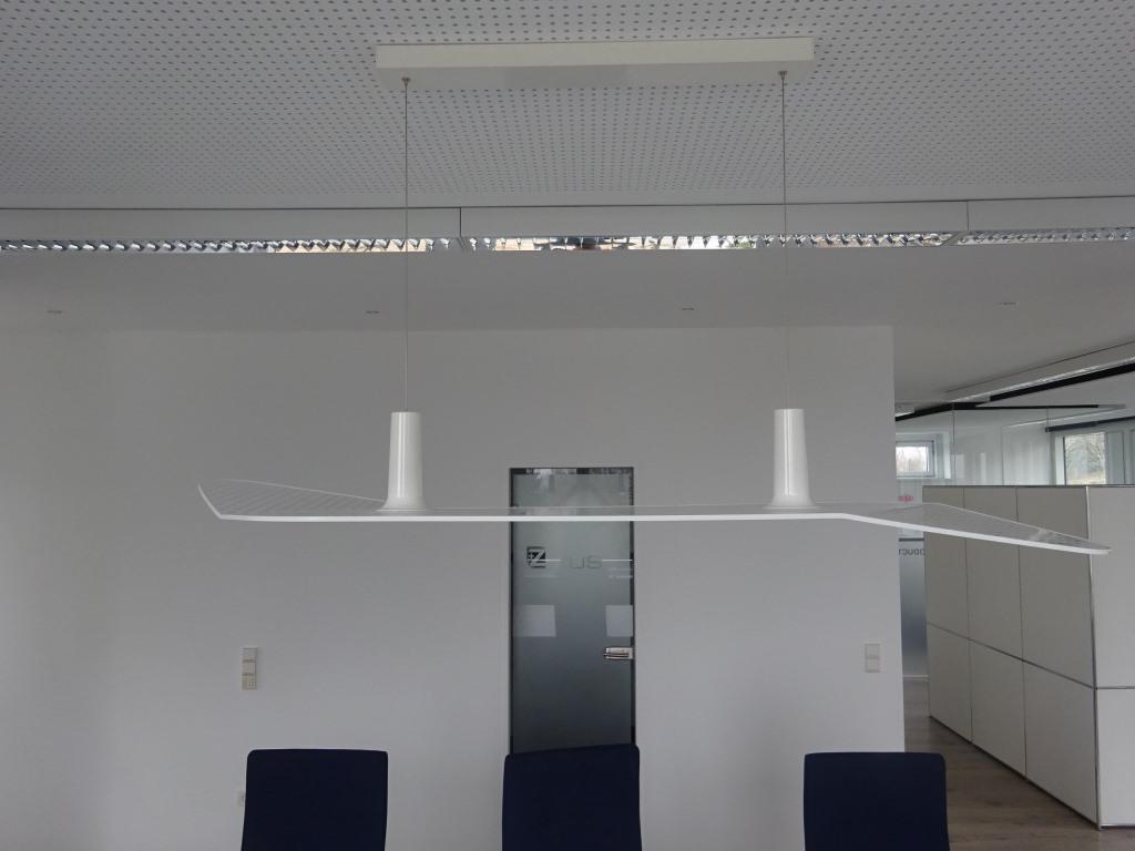 Hochwertige und sehr gepflegte Büroausstattung-43