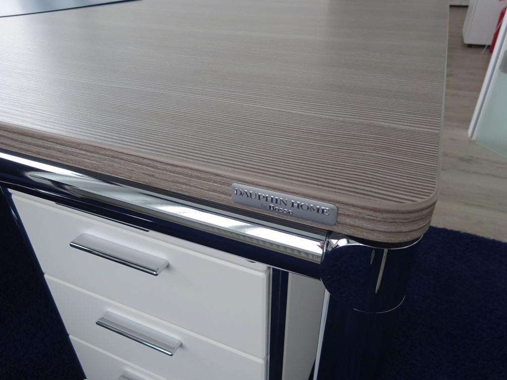 Hochwertige und sehr gepflegte Büroausstattung-45