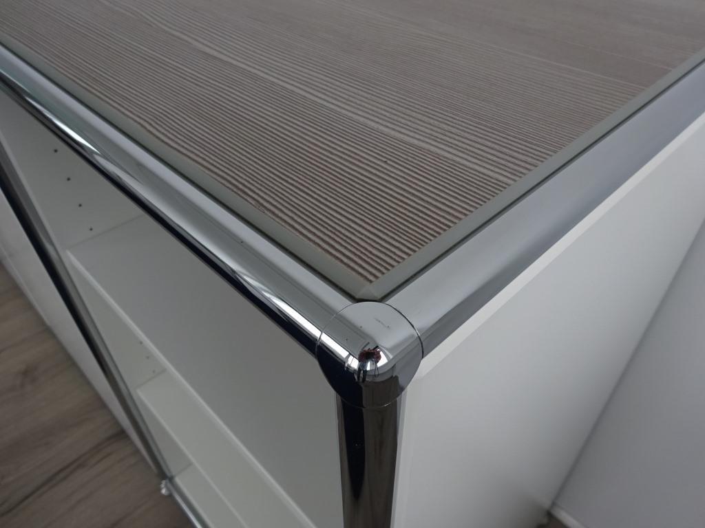 Hochwertige und sehr gepflegte Büroausstattung-54