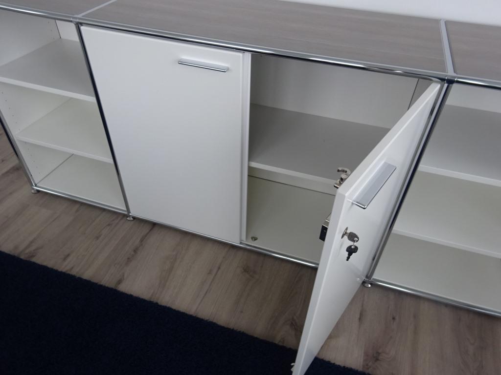 Hochwertige und sehr gepflegte Büroausstattung-55