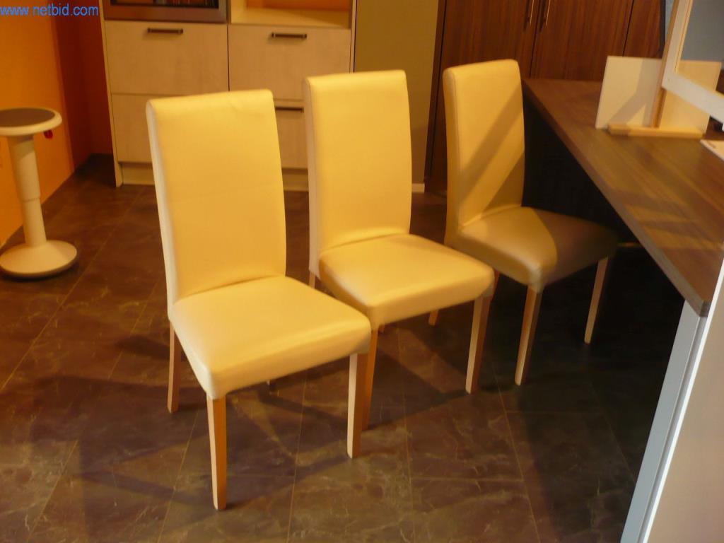 Pokaz kuchni i wyposażenia biurowego-1