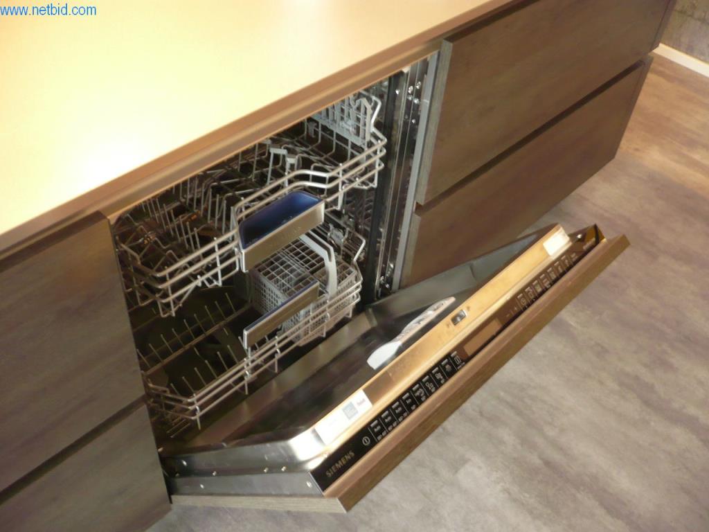 Pokaz kuchni i wyposażenia biurowego-6