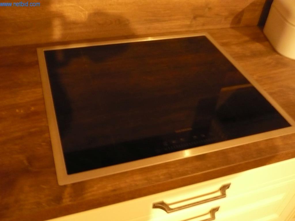 Pokaz kuchni i wyposażenia biurowego-3