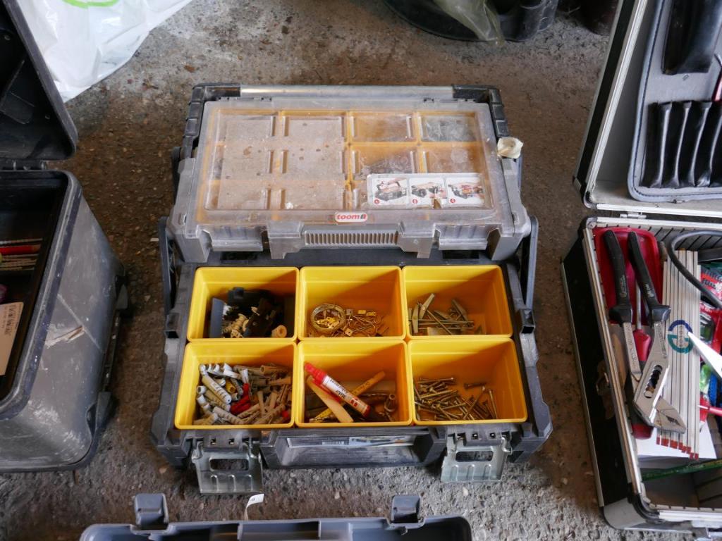 Van, car trailer and various hand tools-34