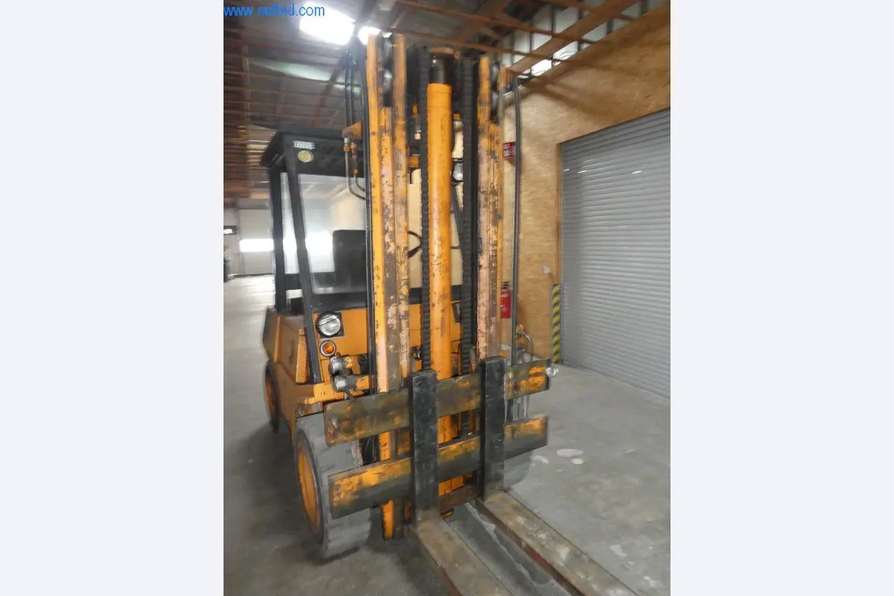 Operating and office equipment-10