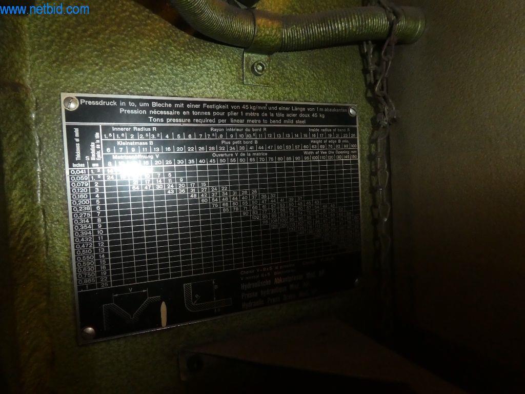 Sprzęt operacyjny i biurowy-39