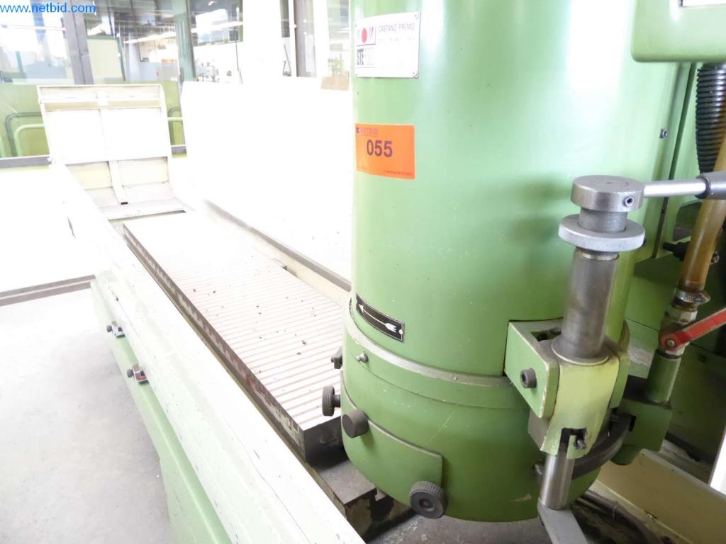 Dobře udržované stroje, provozní a kancelářské vybavení
-3