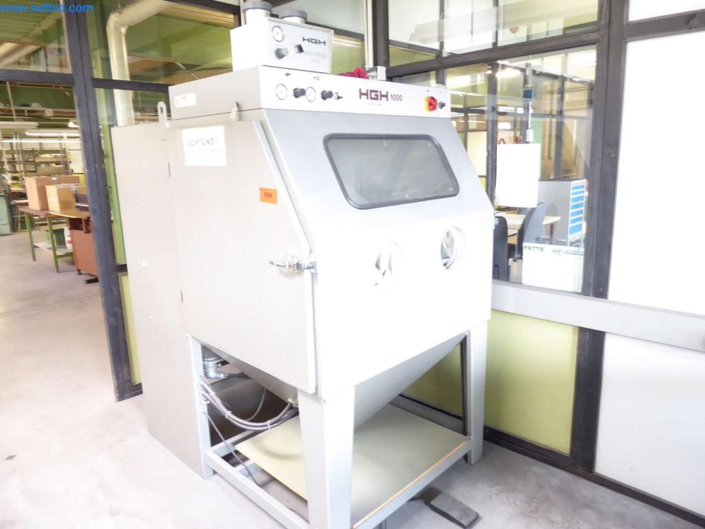 Dobrze utrzymane maszyny, sprzęt operacyjny i biurowy
-1