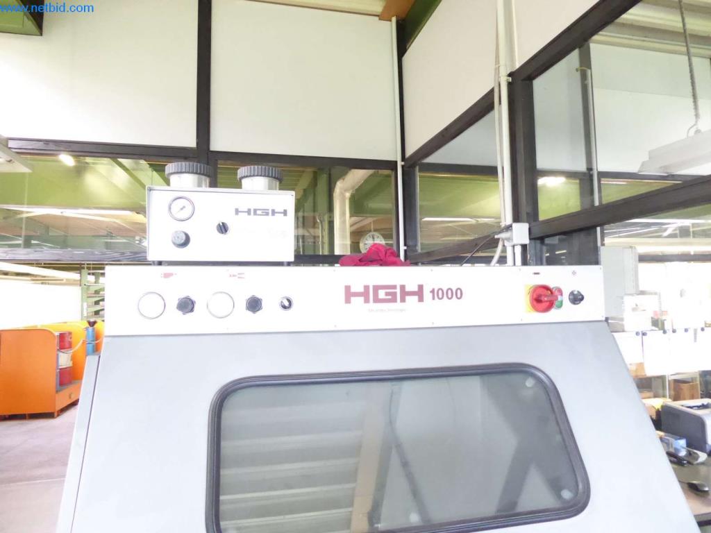 Dobrze utrzymane maszyny, sprzęt operacyjny i biurowy
-2