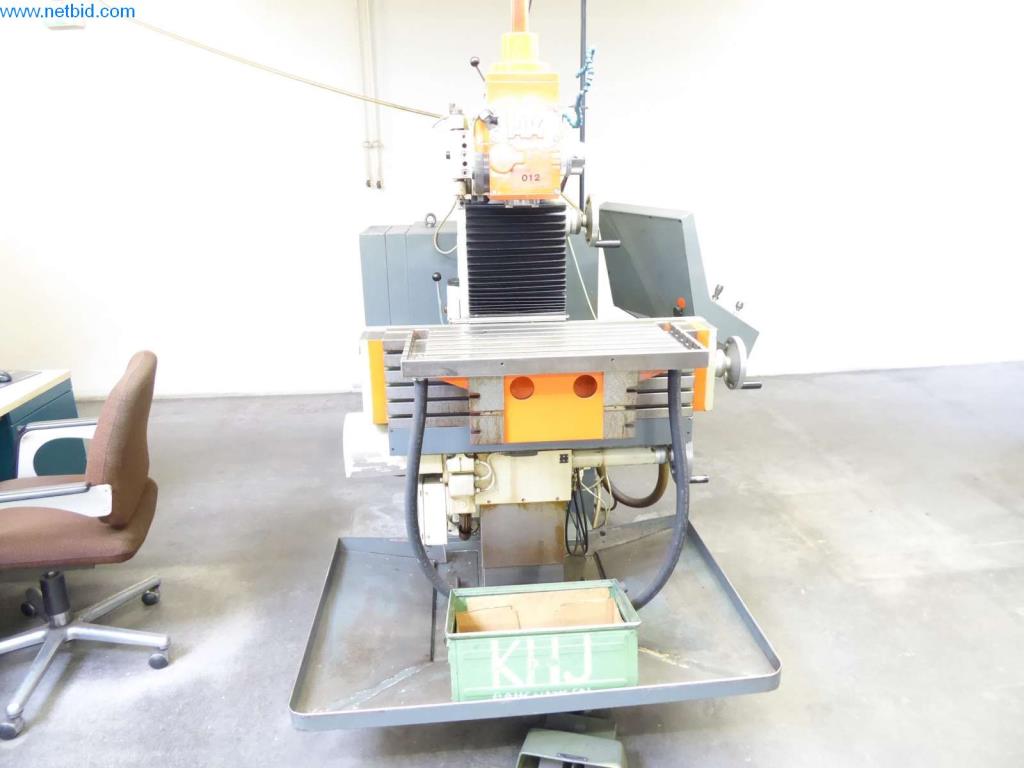 Well-maintained machines, operating and office equipment-1