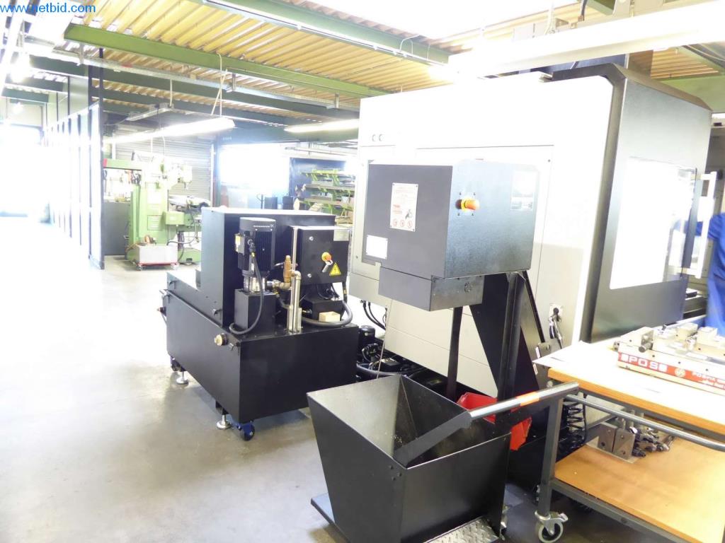 Dobře udržované stroje, provozní a kancelářské vybavení
-7