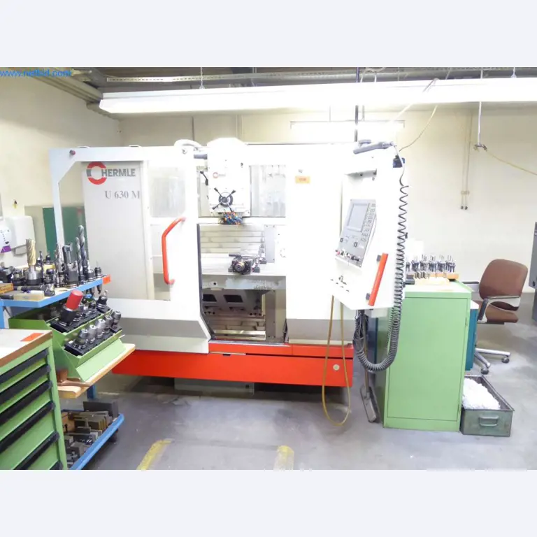 Máquinas, equipamento operacional e de escritório bem conservados
-1