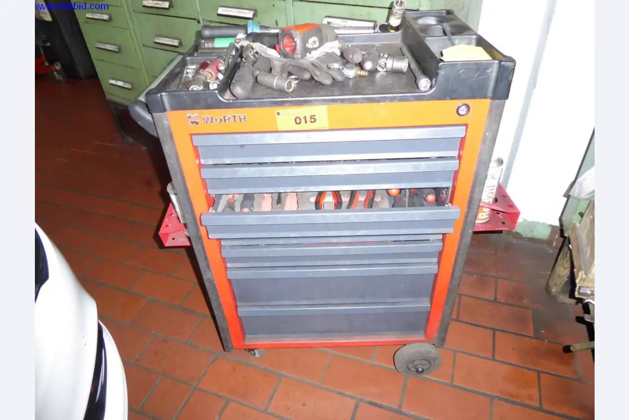 Werkstatt-, Betriebs-, Büro-, Verkaufsraumausstattung einer KFZ-Werkstatt / Autohaus-1