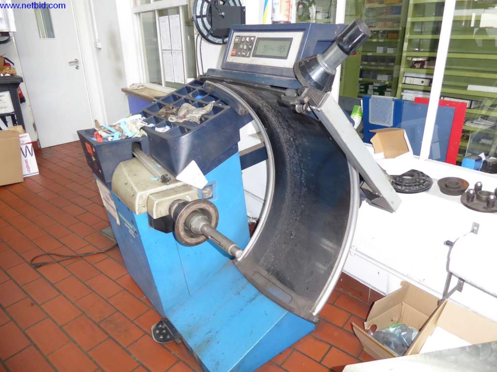 Werkstatt-, Betriebs-, Büro-, Verkaufsraumausstattung einer KFZ-Werkstatt / Autohaus-2