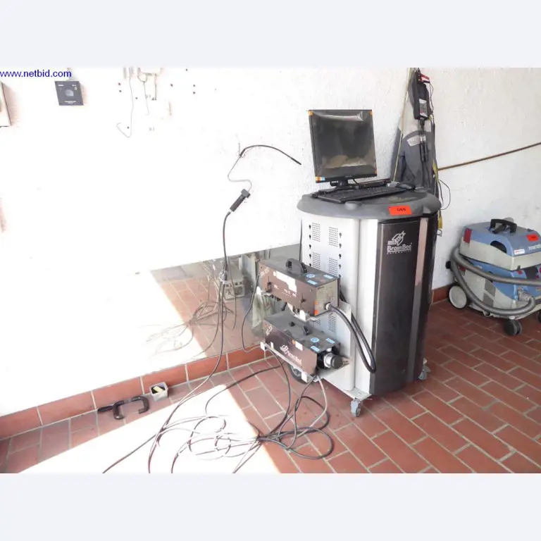 Equipamiento de taller, fábrica, oficina y sala de ventas para un taller / concesionario de automóviles-1