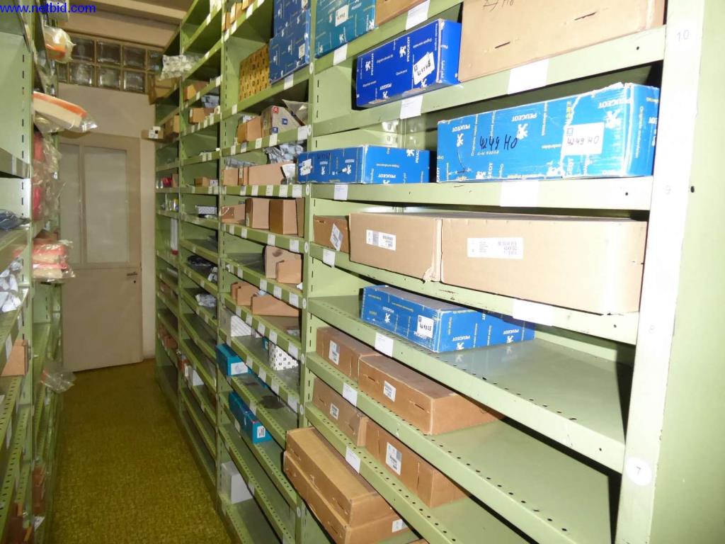 Workshop, company office and sales room equipment of a car workshop / car dealership-4