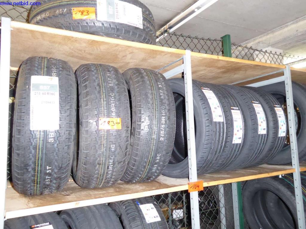 Workshop, company office and sales room equipment of a car workshop / car dealership-1