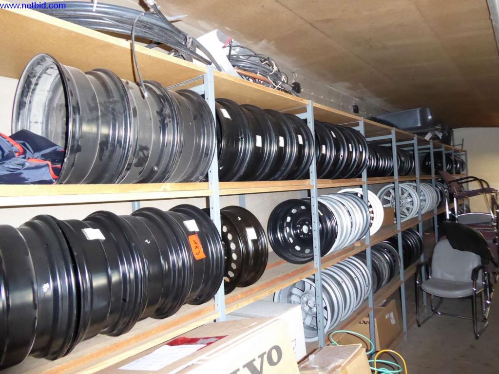 Workshop, company office and sales room equipment of a car workshop / car dealership-4