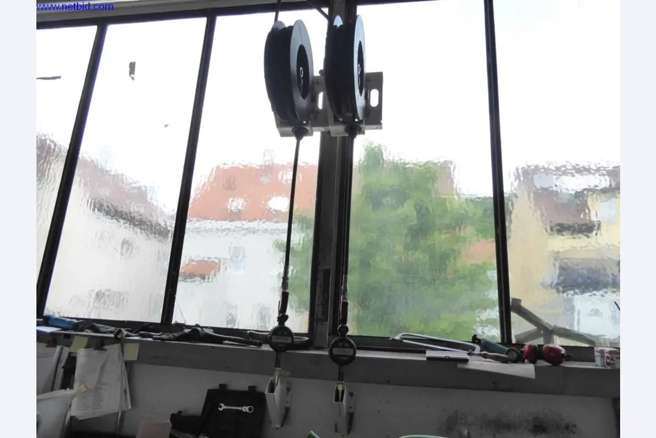 Werkstatt-, Betriebs-, Büro-, Verkaufsraumausstattung einer KFZ-Werkstatt / Autohaus-1