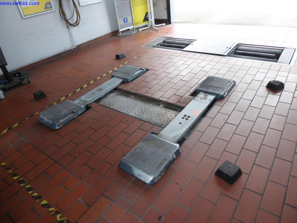 Equipamento de oficina, fábrica, escritório e sala de vendas para uma oficina de automóveis / concessionário de automóveis-2