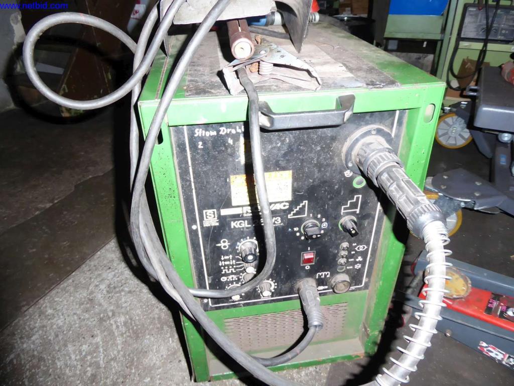 Werkstatt-, Betriebs-, Büro-, Verkaufsraumausstattung einer KFZ-Werkstatt / Autohaus-2