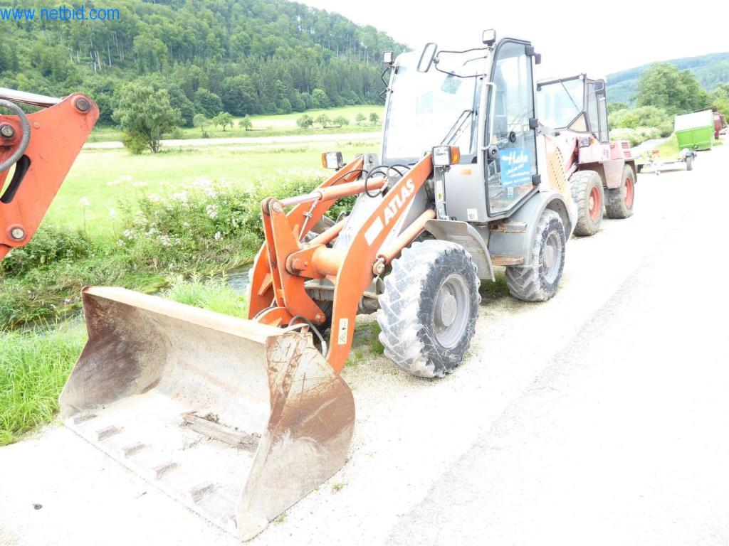 Máquinas de una empresa de construcción-1