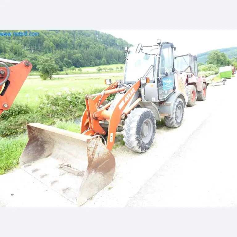 Máquinas de una empresa de construcción-1