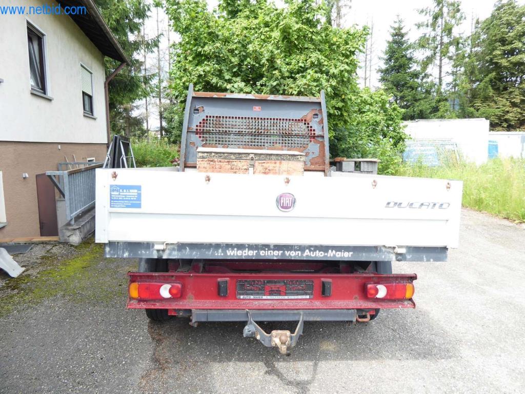 Máquinas de una empresa de construcción-12