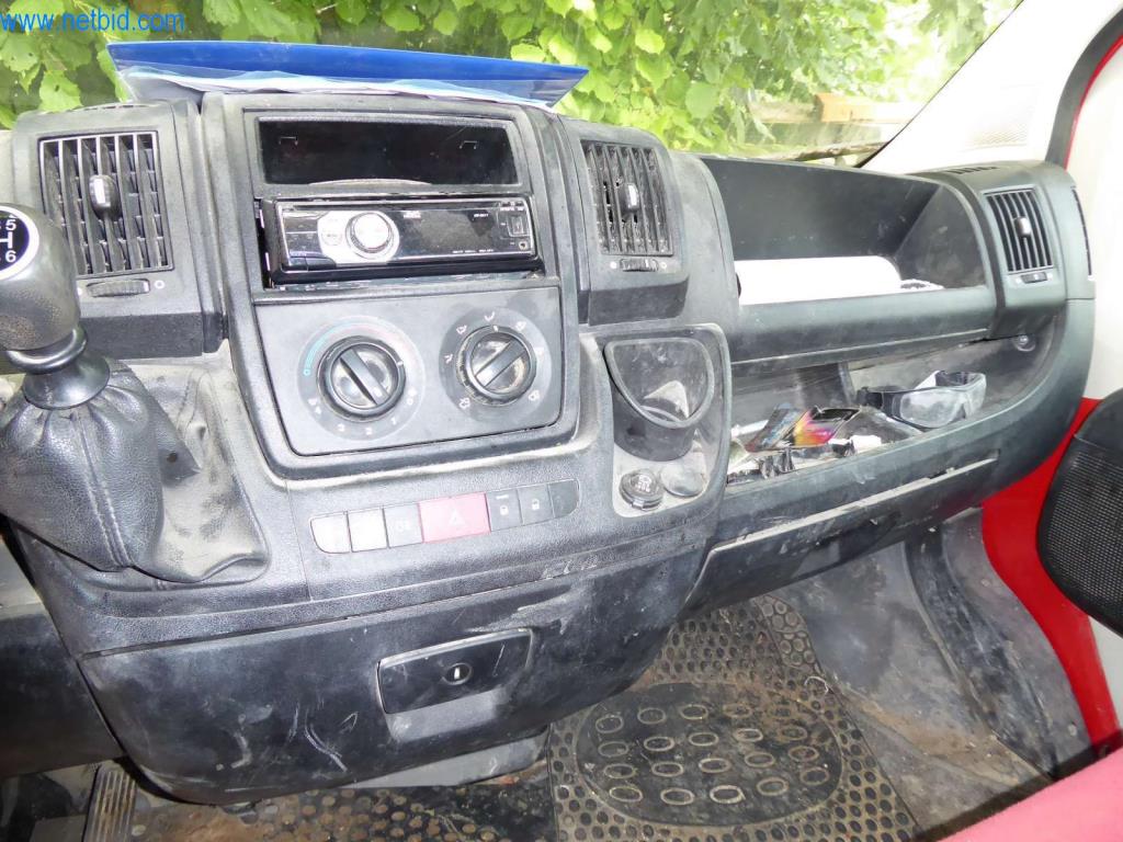 Máquinas de una empresa de construcción-6