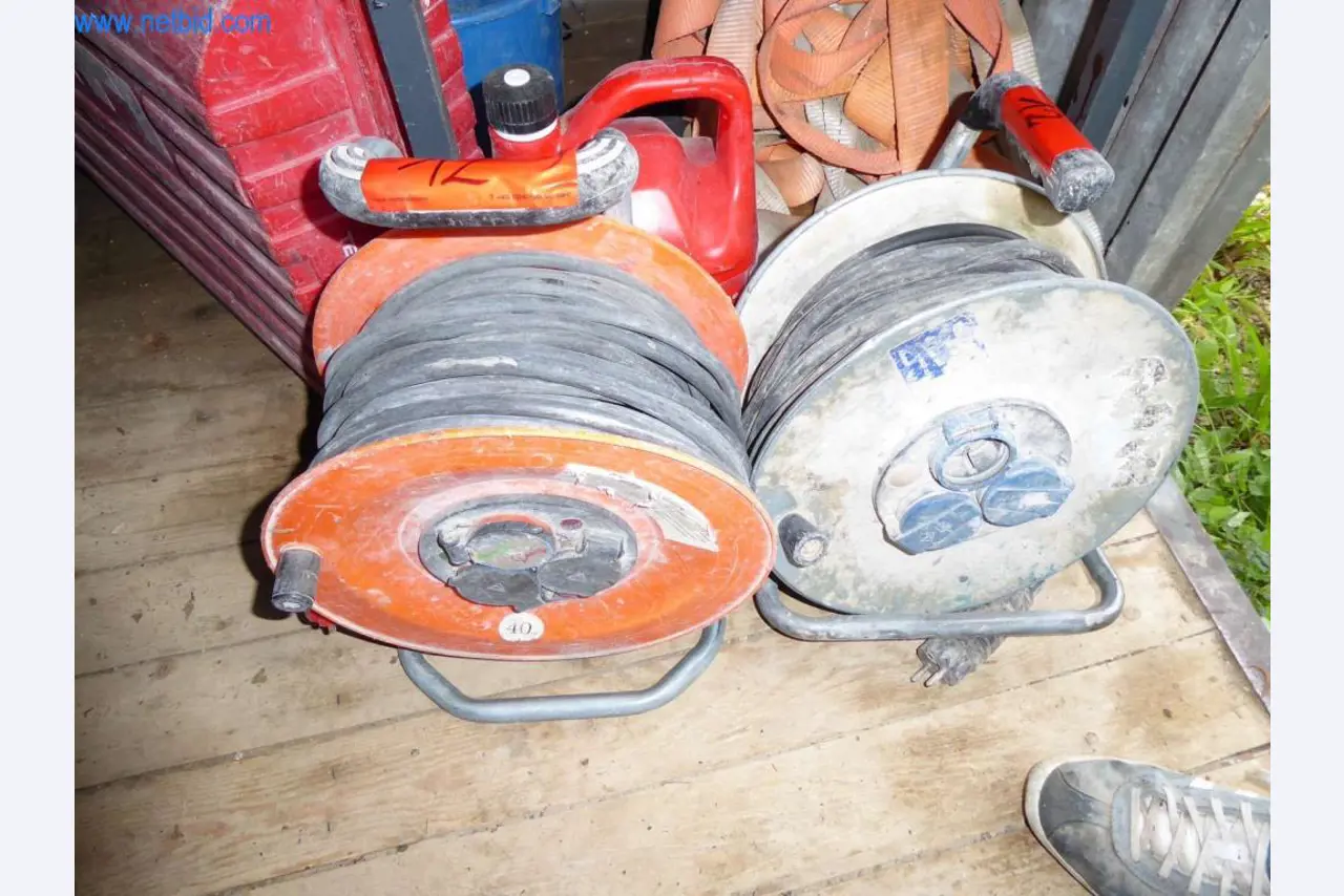 Machines d'une entreprise de construction-1