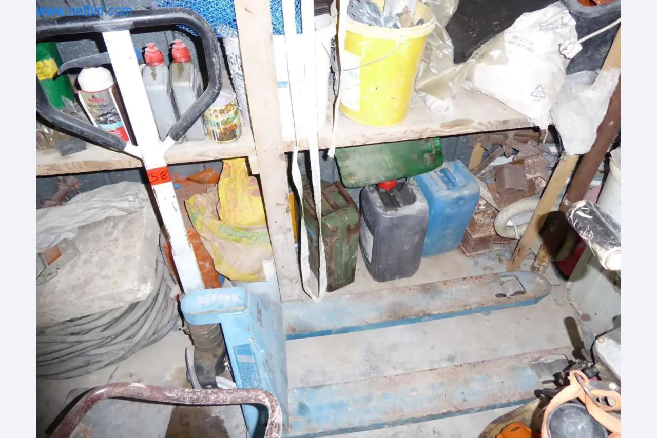 Máquinas de una empresa de construcción-1