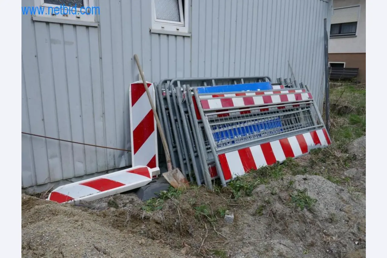 Maschinen eines Bauunternehmes-3