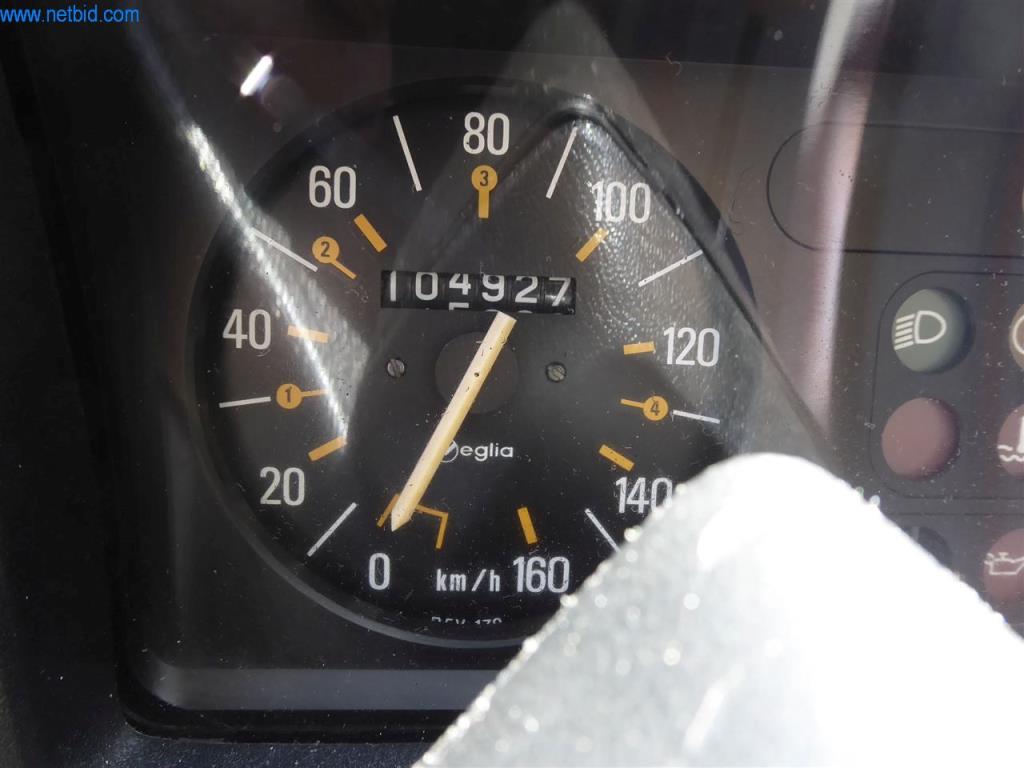 Car workshop & classic car trade-10