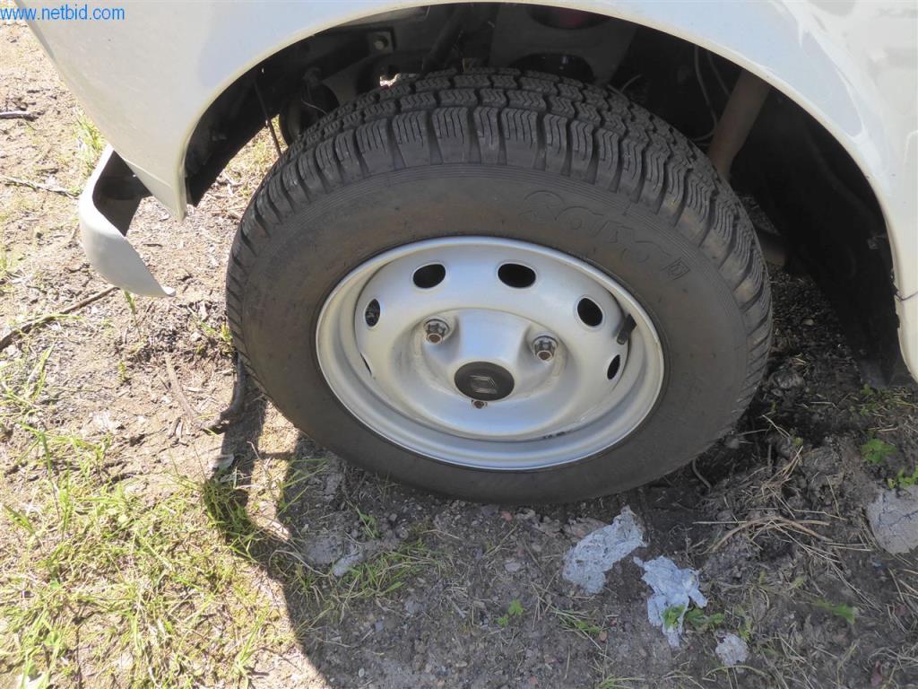 Car workshop & classic car trade-3