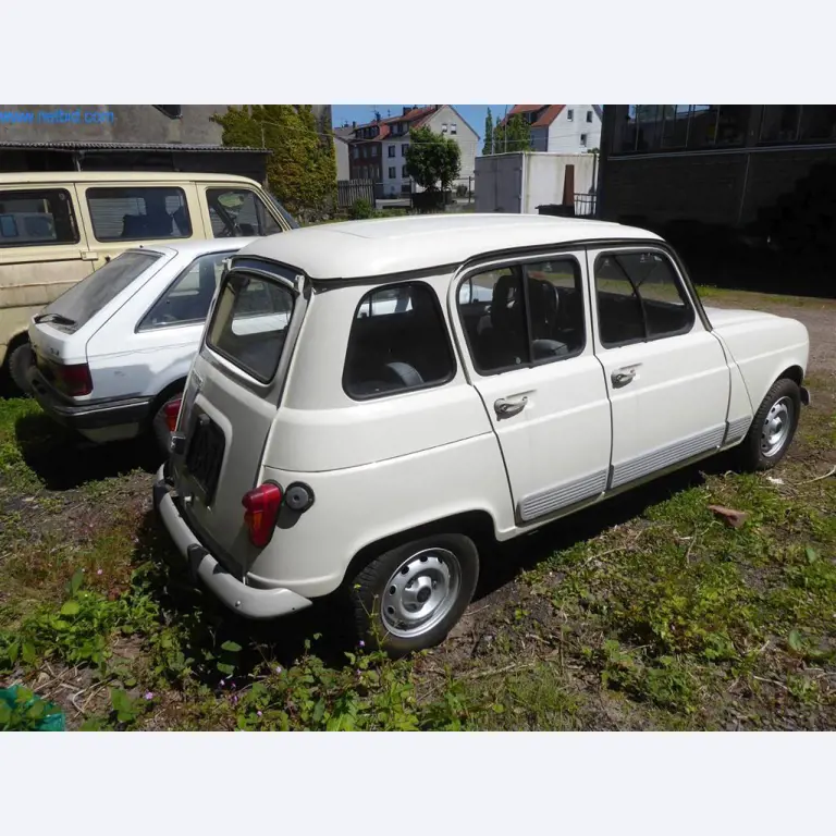 Autowerkplaats & handel in klassieke auto´s
-4