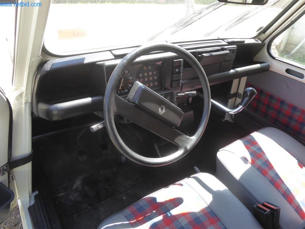 Car workshop & classic car trade-6